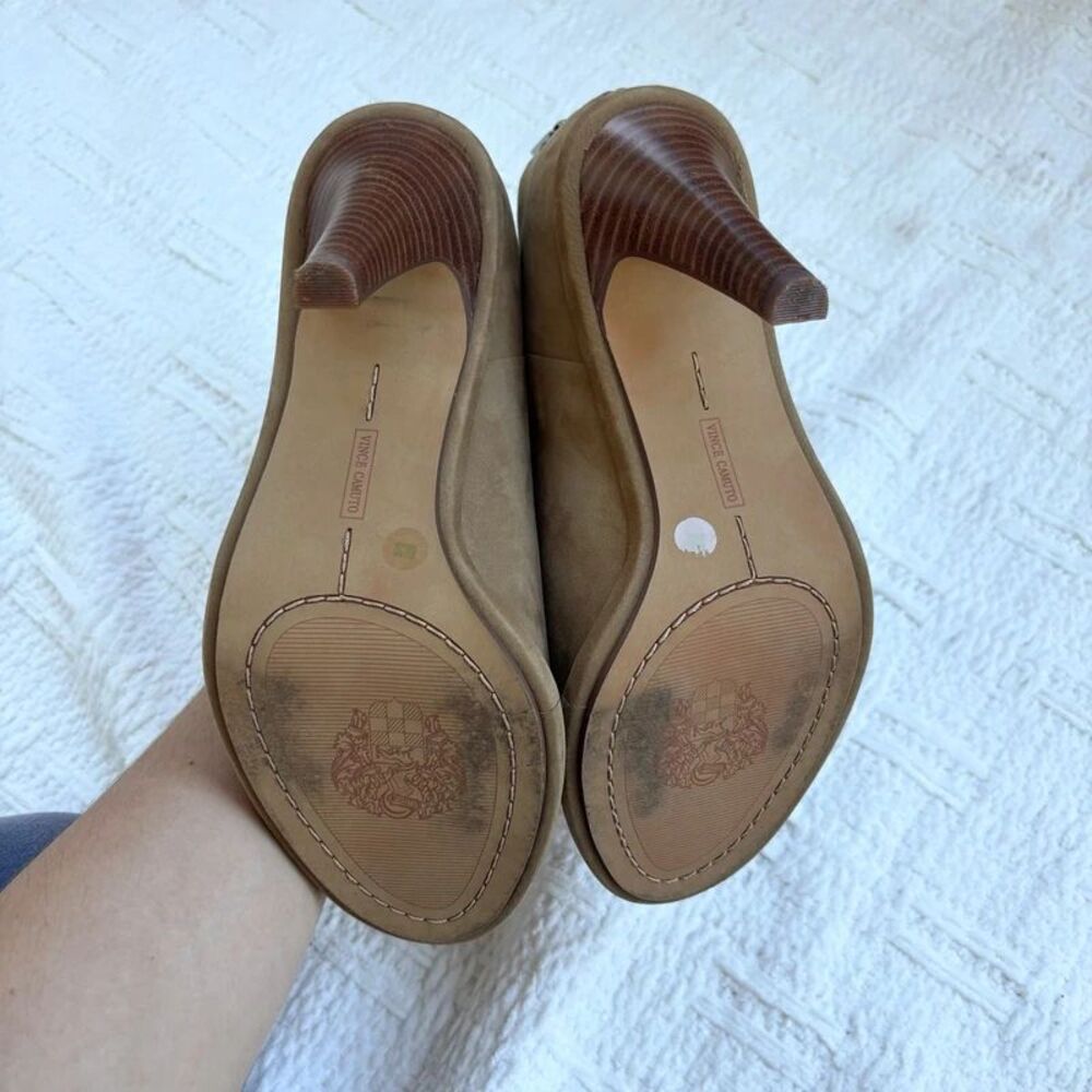 Vince Camuto Taupe Suede Peep Toe Heeled Ankle Booties Fall Winter - Picture 6 of 8